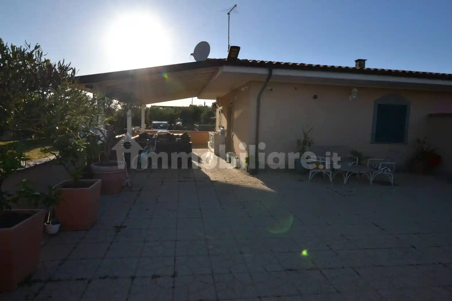 Villa