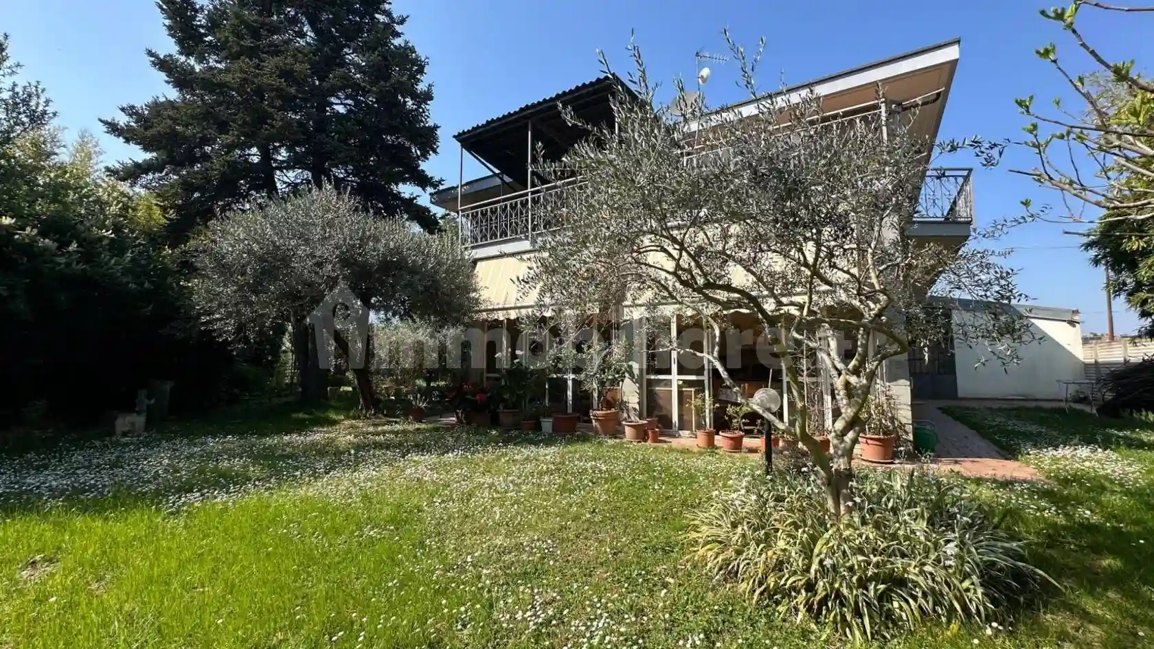 Villa - foto 3