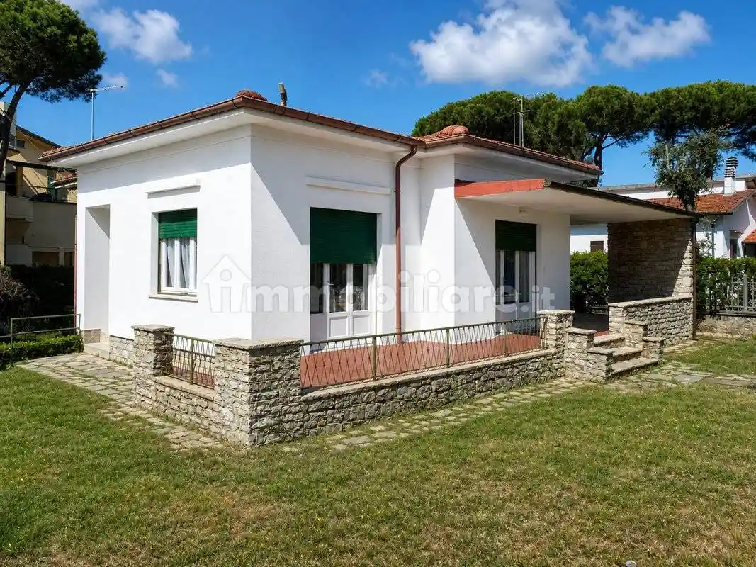 Villa in vendita a Pisa