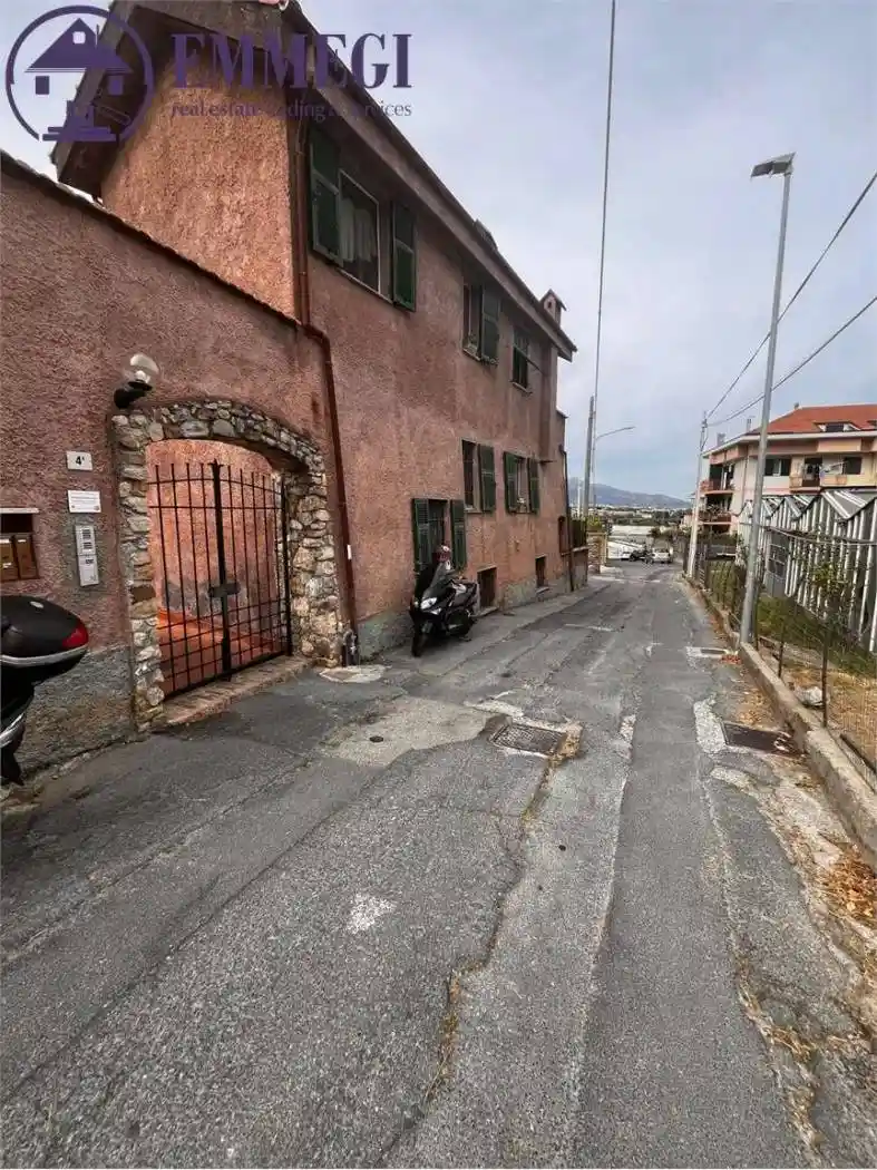 Appartamento in vendita a Albenga
