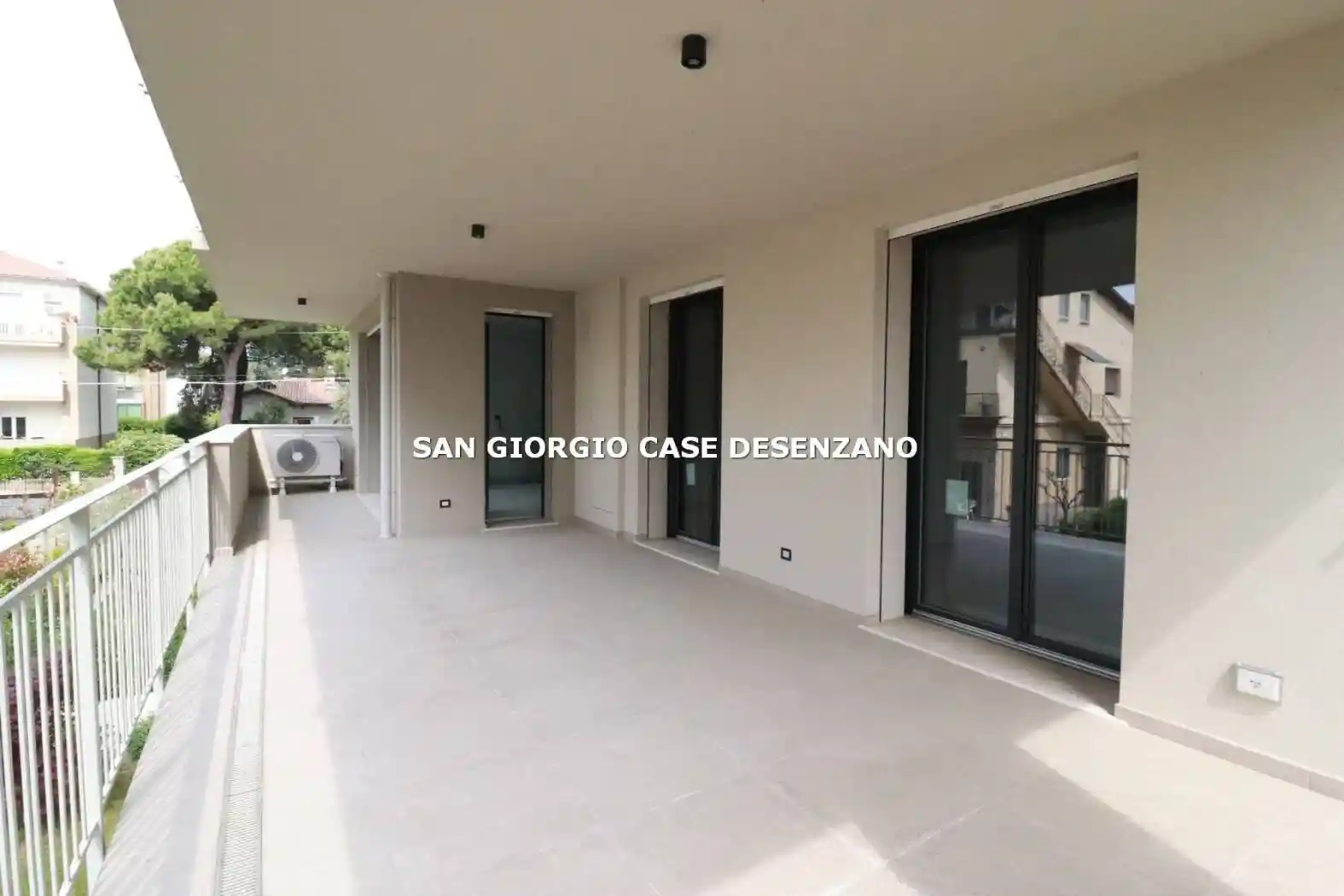 Appartamento in vendita a Desenzano del Garda