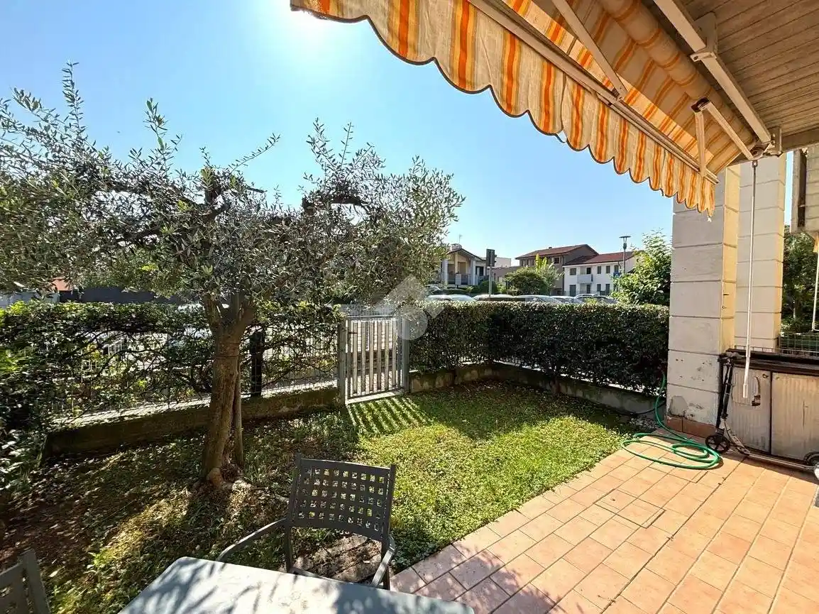 Appartamento in vendita a Lazise