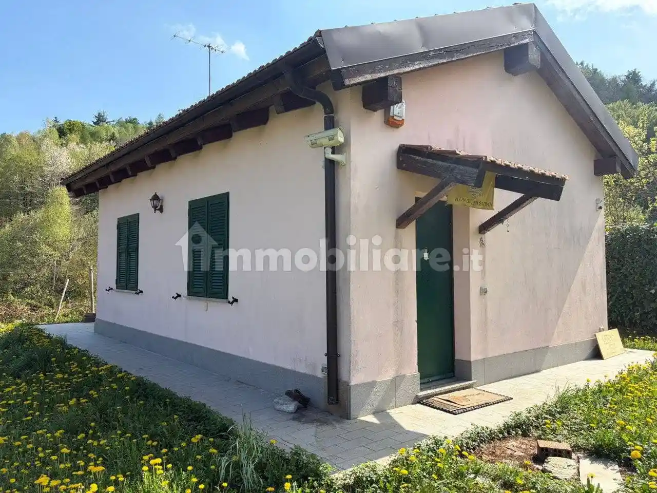 Villa in vendita a Osiglia