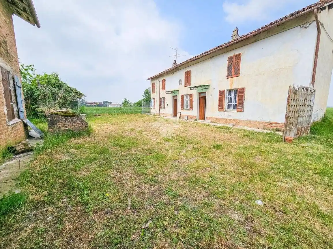 Casa indipendente in vendita a Alessandria