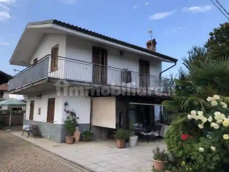 Casa indipendente - foto 2