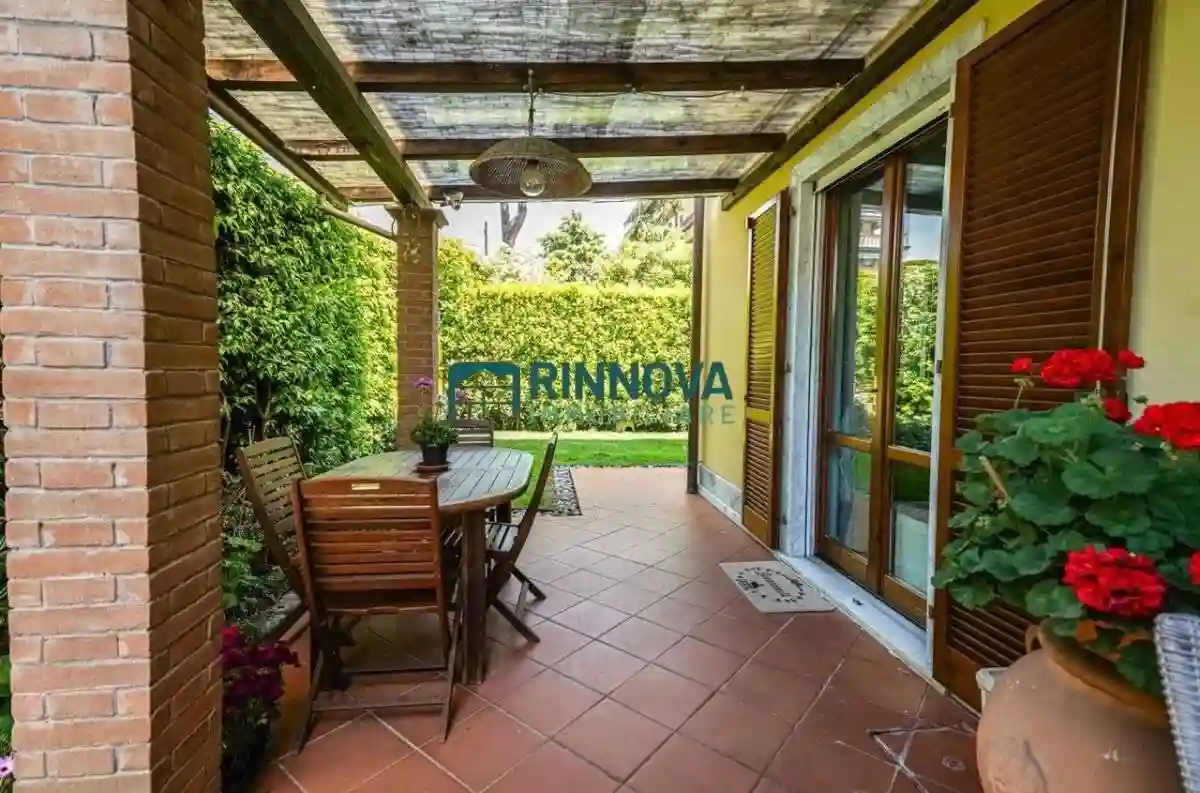 Villetta a schiera - foto 2