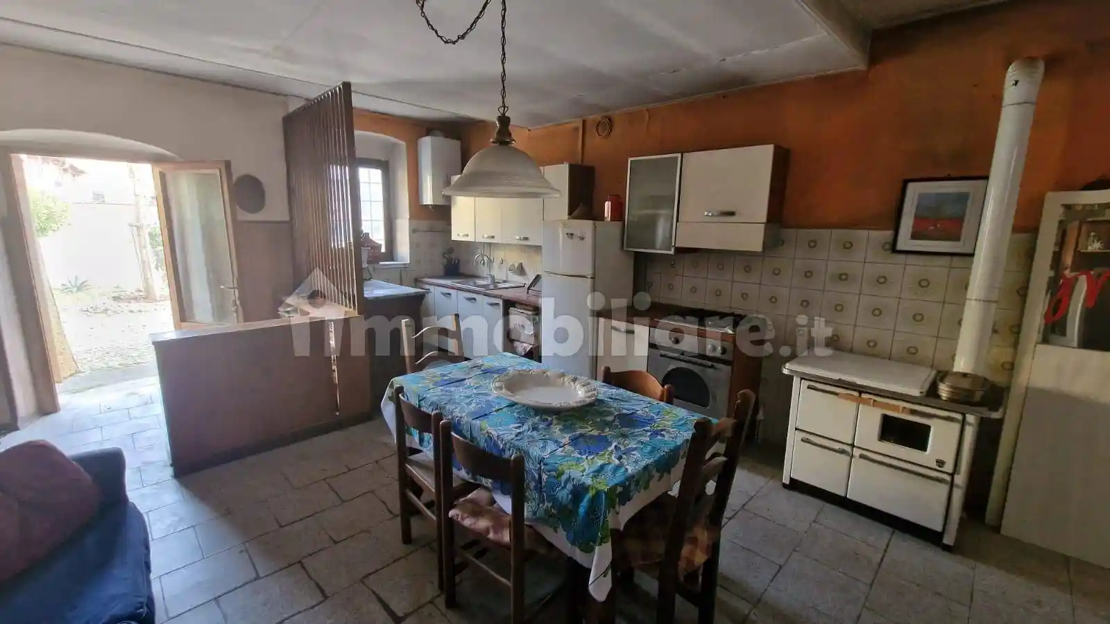 Casa indipendente in vendita a Castelvisconti