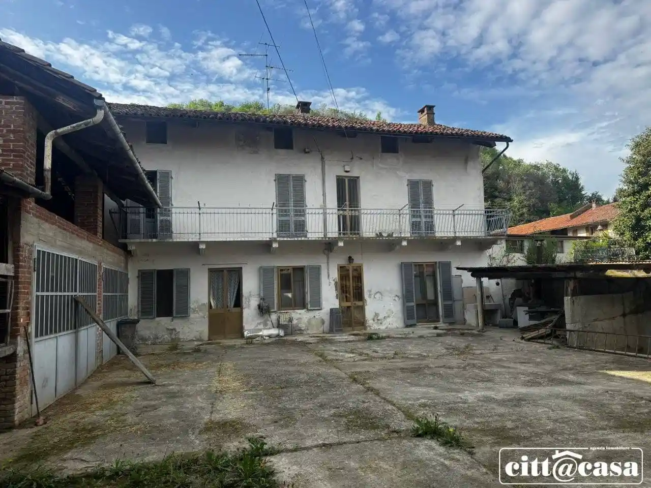Rustico - Casale in vendita a Lauriano