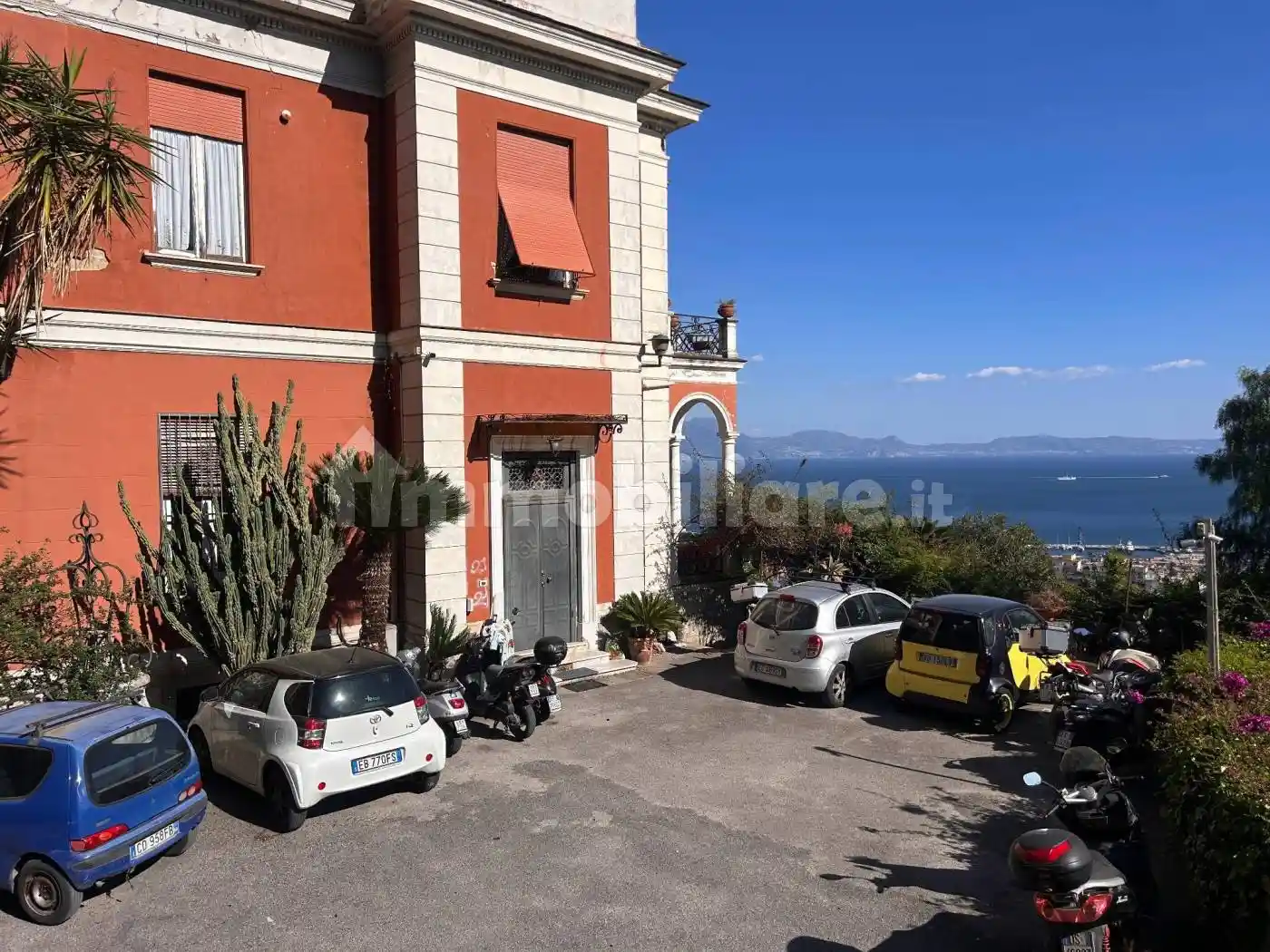 Appartamento in affitto a Napoli