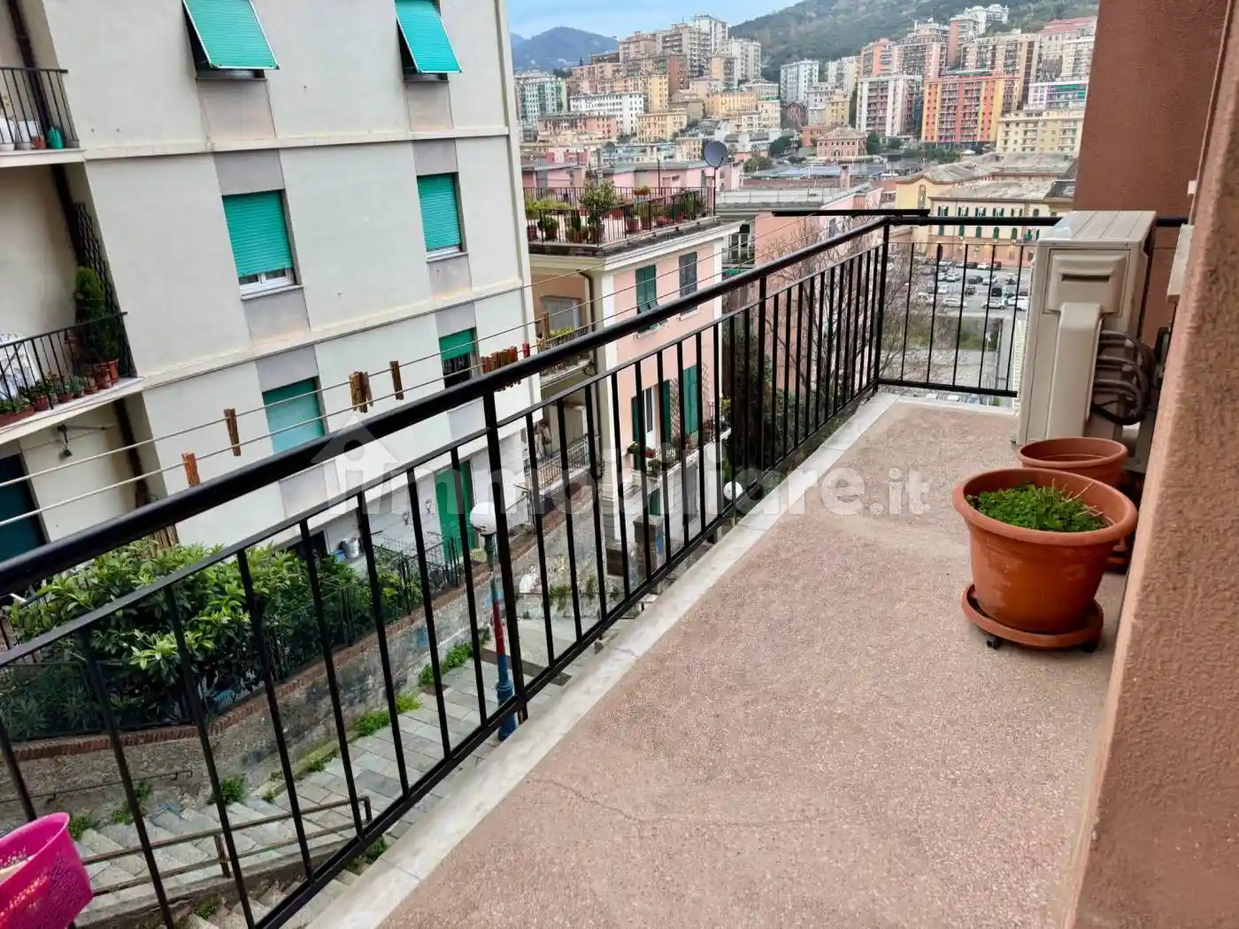 Appartamento in vendita a Genova