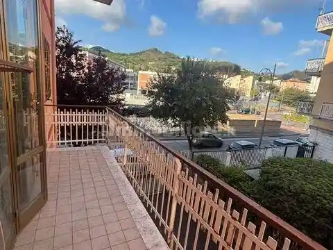 Appartamento in vendita a Salerno