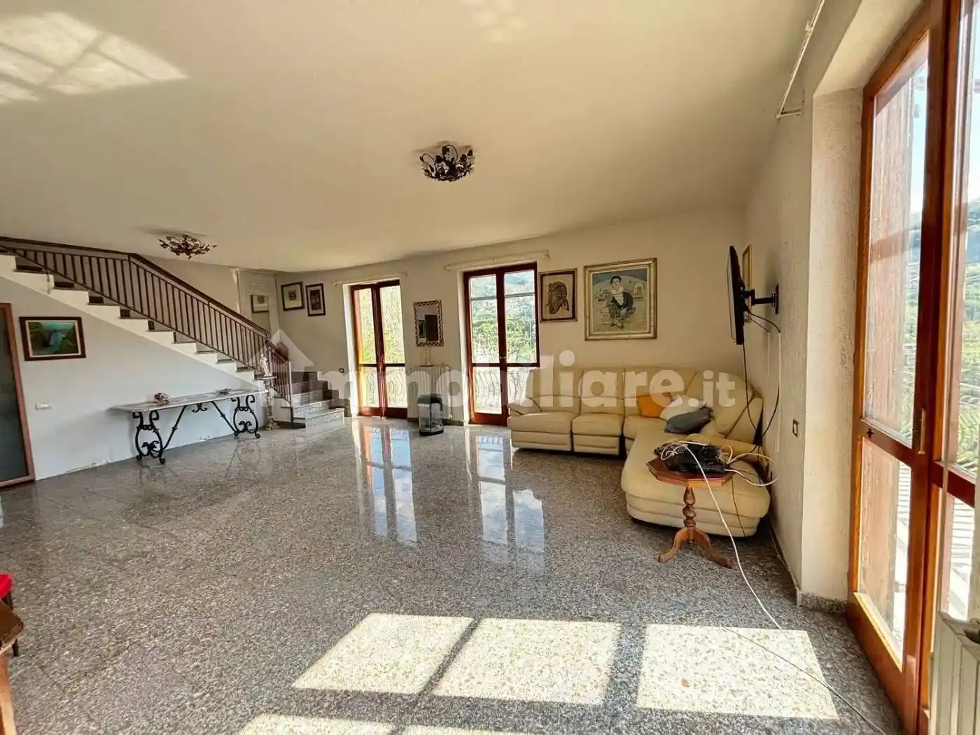 Appartamento in vendita a Salerno