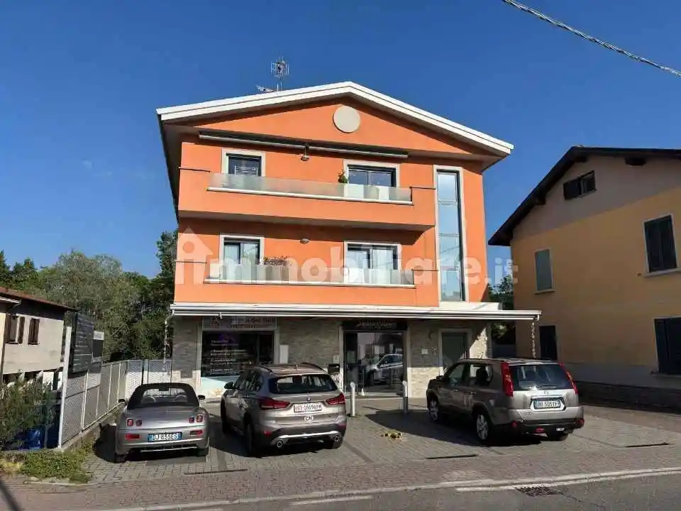 Appartamento in vendita a Cantello