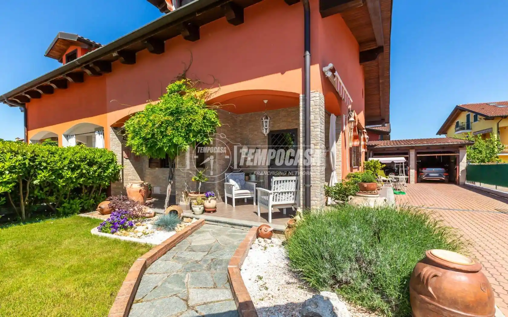 Villa in vendita a Santena