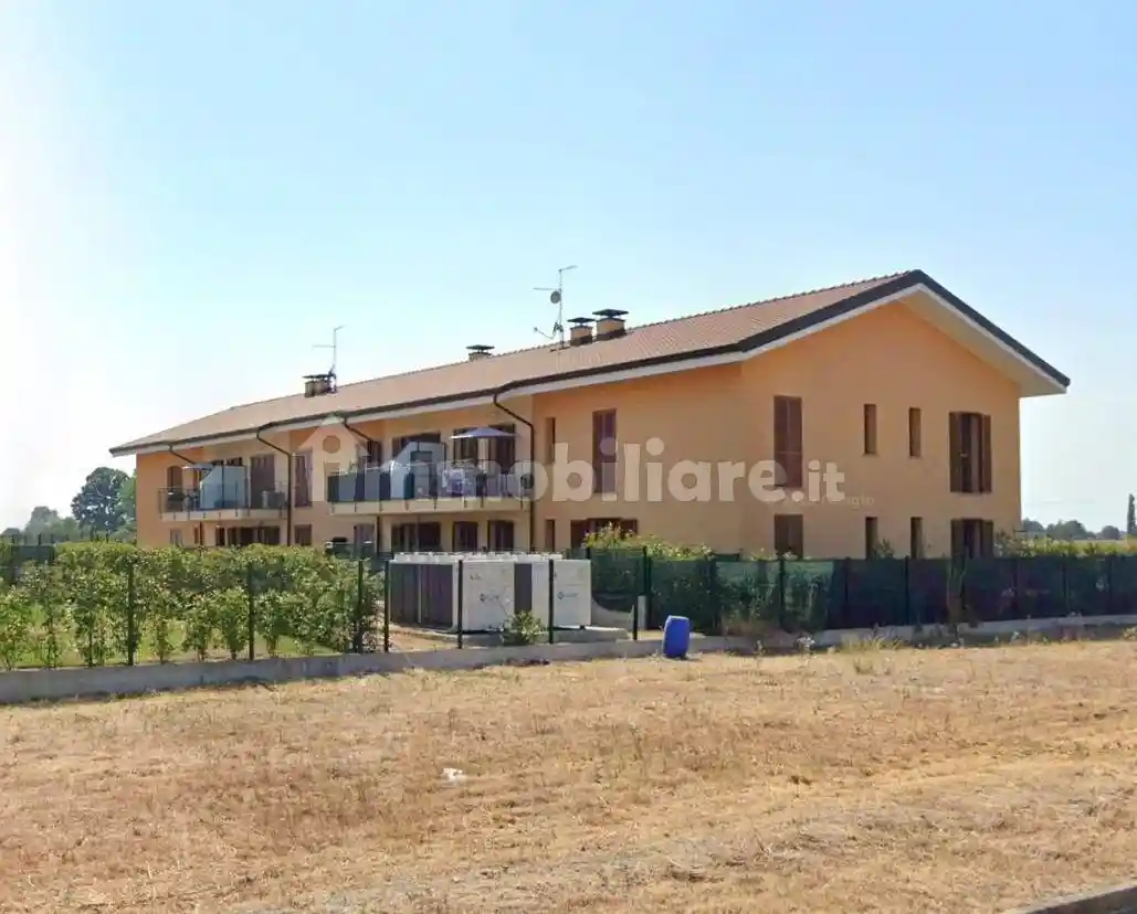 Appartamento in vendita a Robecco sul Naviglio