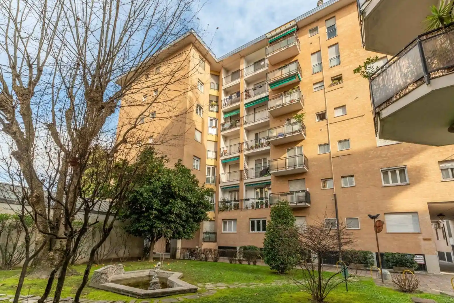 Appartamento in vendita a Milano