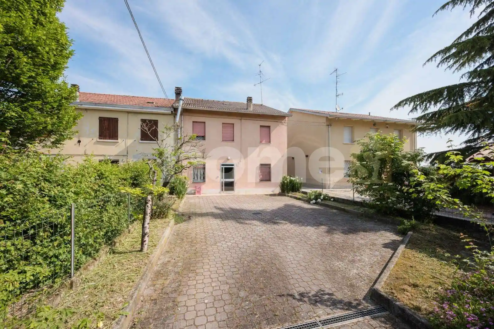 Villa in vendita a Guastalla