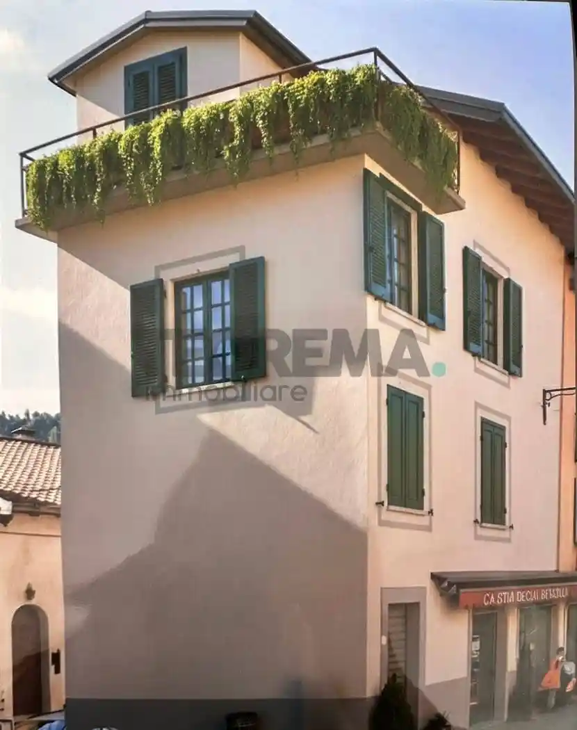 Casa indipendente in vendita a Castione della Presolana