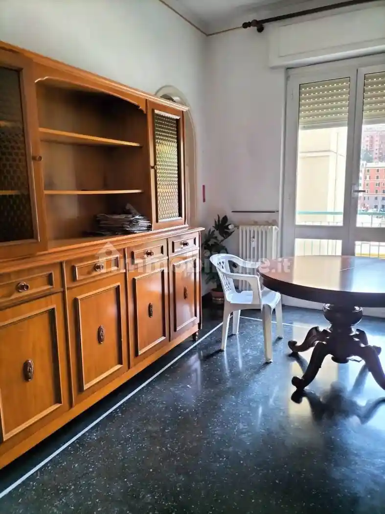 Appartamento in vendita a Genova