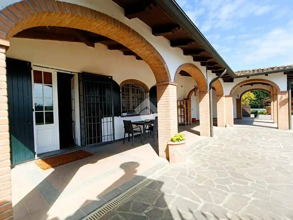 Casa indipendente in vendita a Viadana