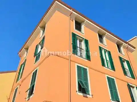 Appartamento in vendita a Ceriale