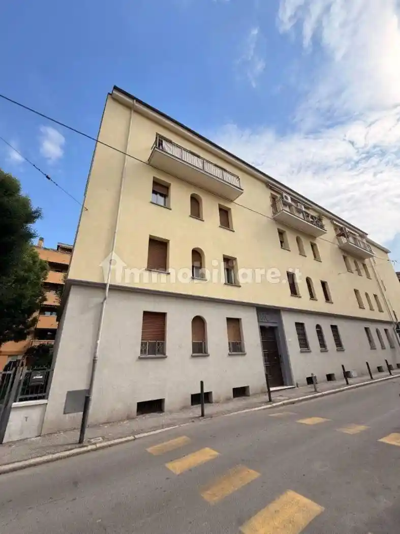 Appartamento in vendita a Bologna