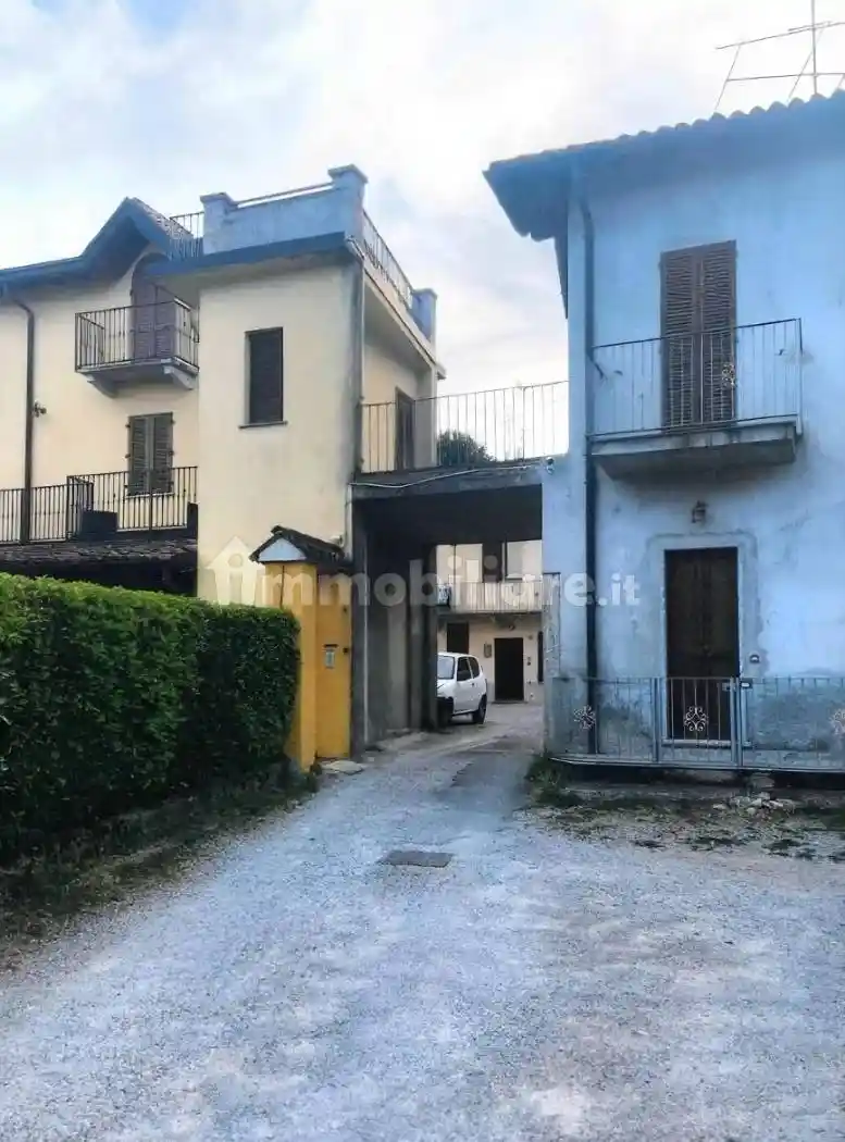 Appartamento in vendita a Albavilla