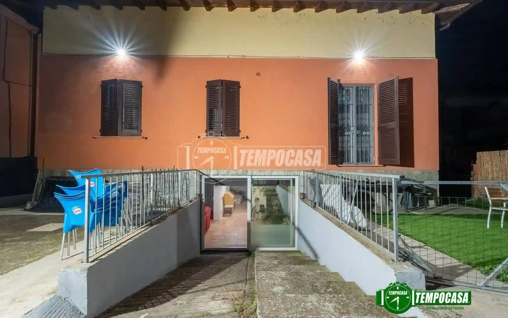 Villa - foto 2