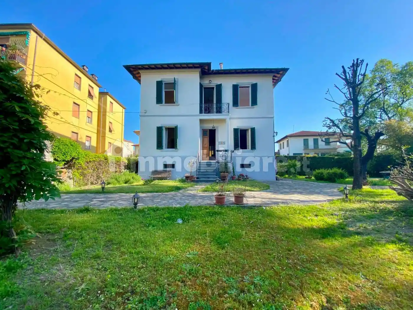 Villa in vendita a Lucca