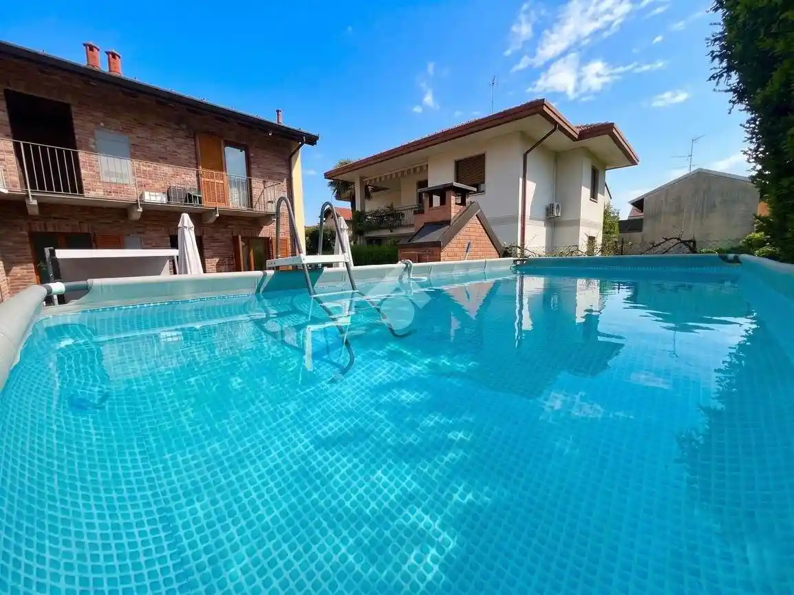 Villa in vendita a Seregno