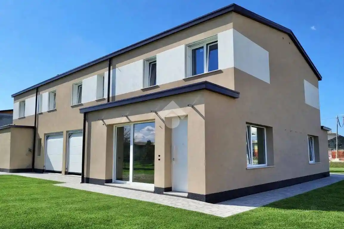 Villa in vendita a Tezze sul Brenta