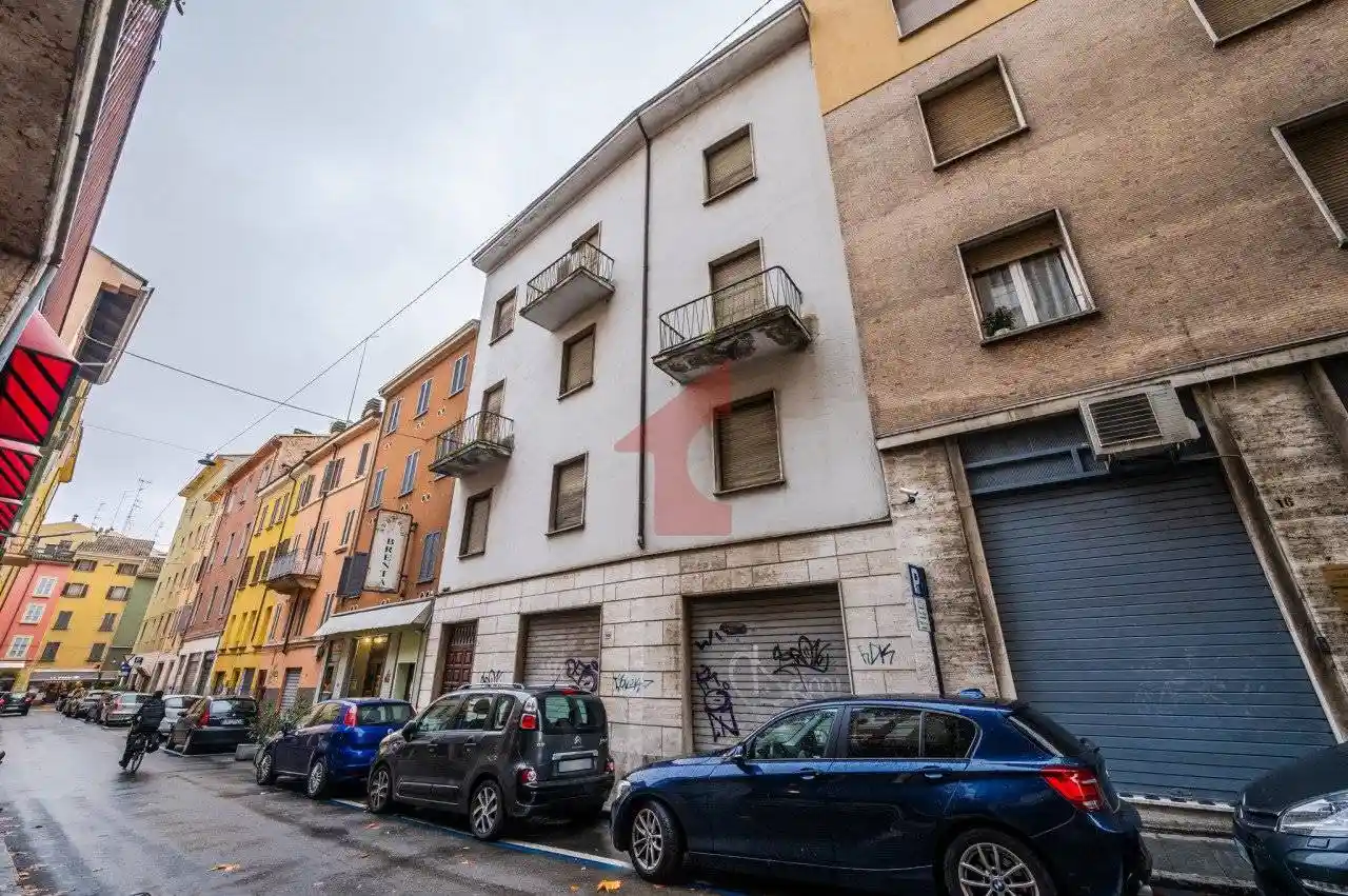 Appartamento in vendita a Parma