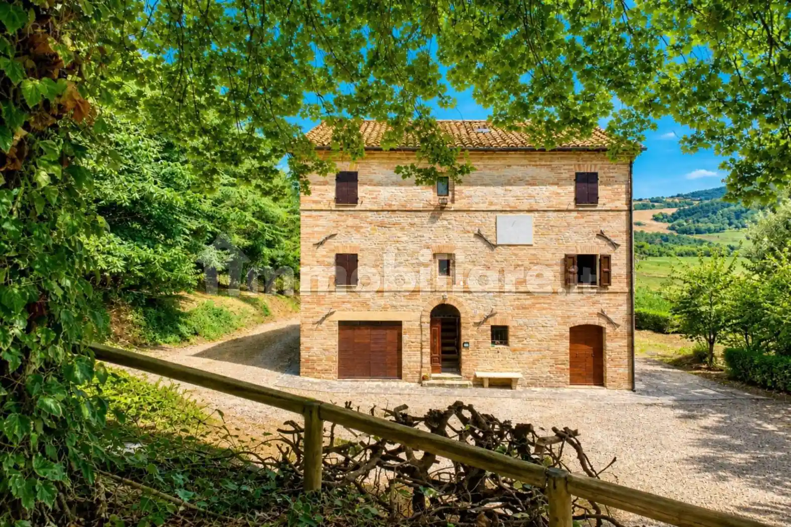 Rustico - Casale in vendita a Belmonte Piceno