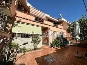 Villa in affitto a Anzio