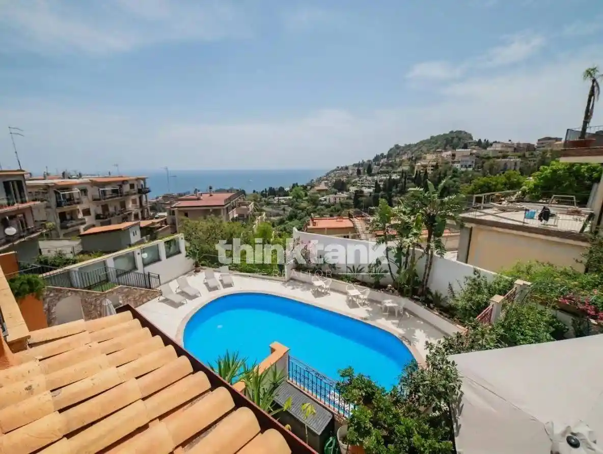 Appartamento in vendita a Taormina