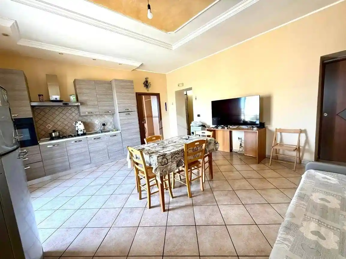 Appartamento in vendita a Napoli