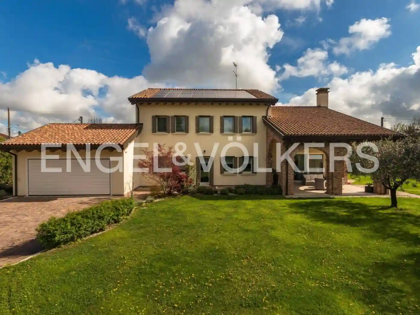 Villa - foto 2