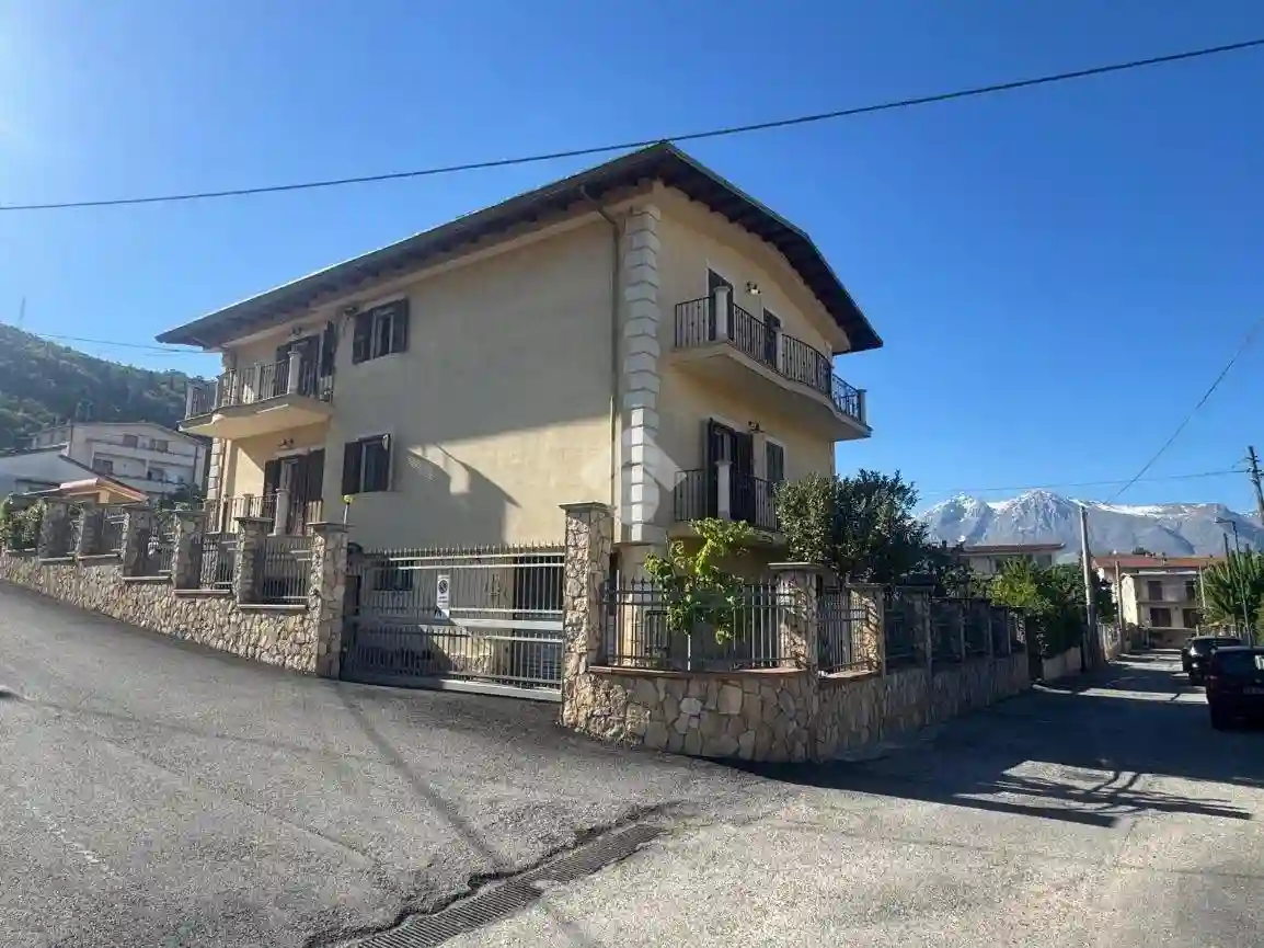 Casa indipendente - foto 2