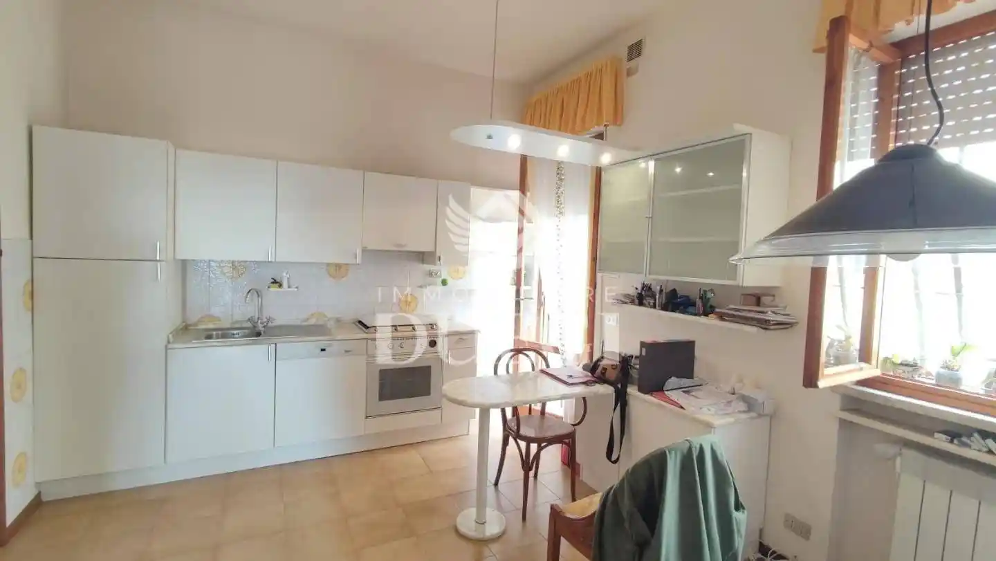 Appartamento in vendita a Viareggio
