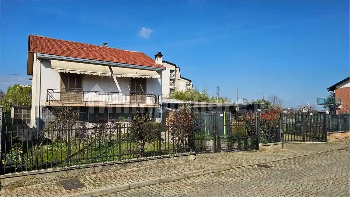 Casa indipendente in vendita a Bruino