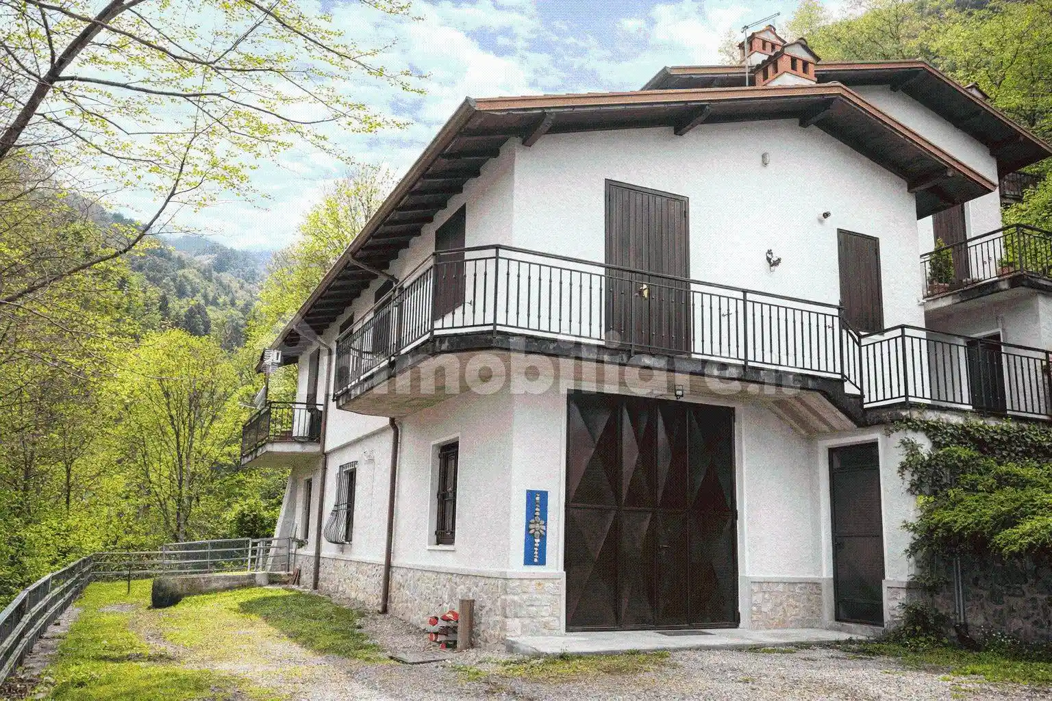 Villa in vendita a Tavernole sul Mella