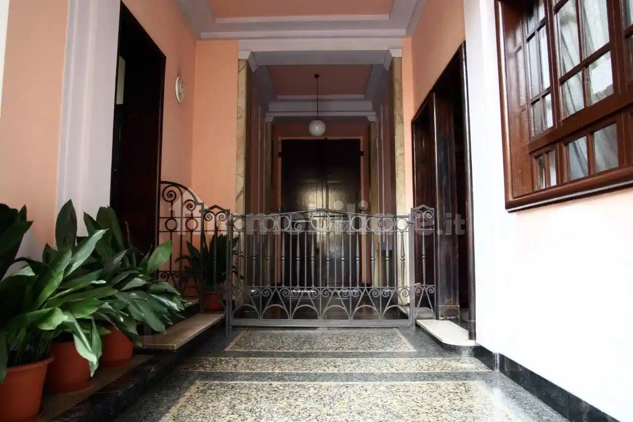 Casa indipendente in vendita a Milano