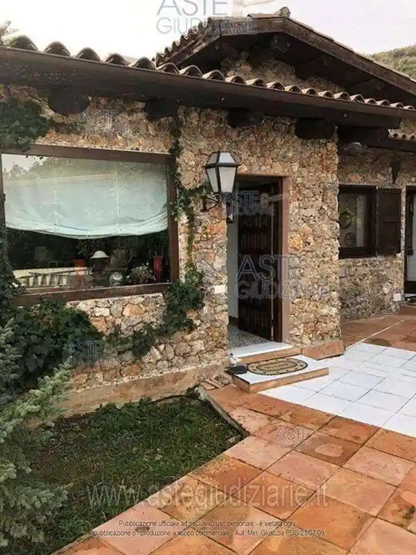 Villa in vendita a San Giovanni a Piro