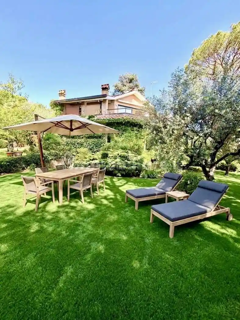 Villa in vendita a Roma