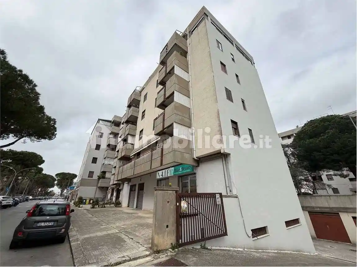 Appartamento in affitto a Brindisi