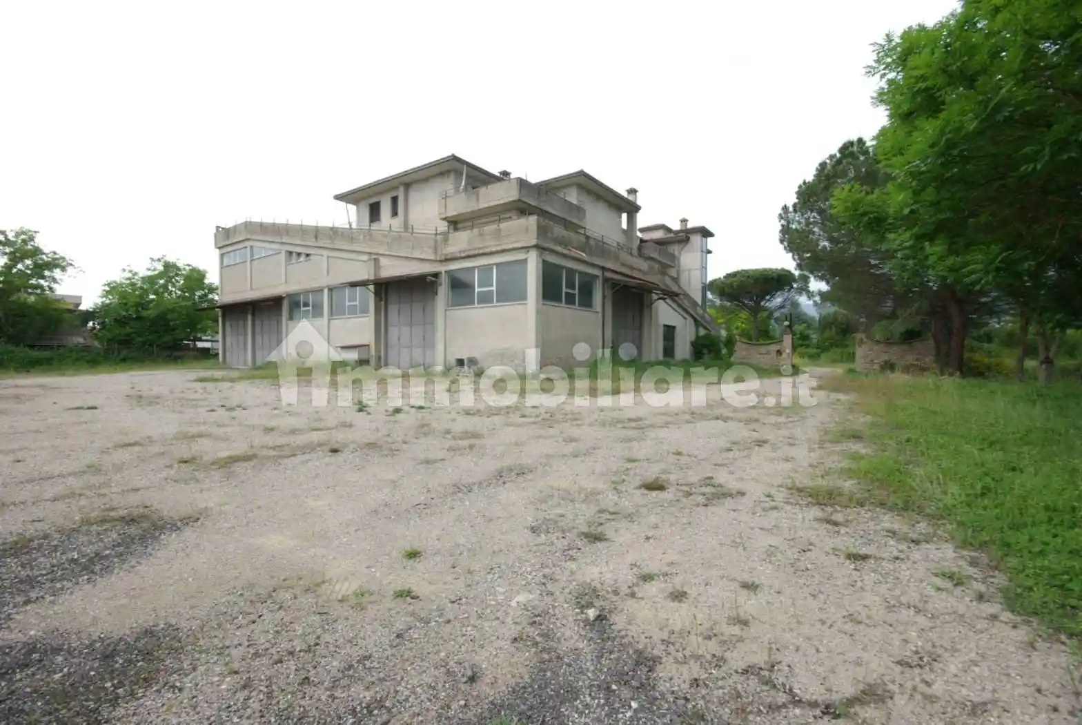 Palazzo - Edificio in vendita a San Giustino