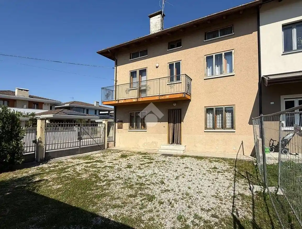 Casa indipendente in vendita a Pasian di Prato