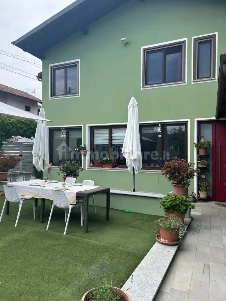 Casa indipendente in vendita a Barbania