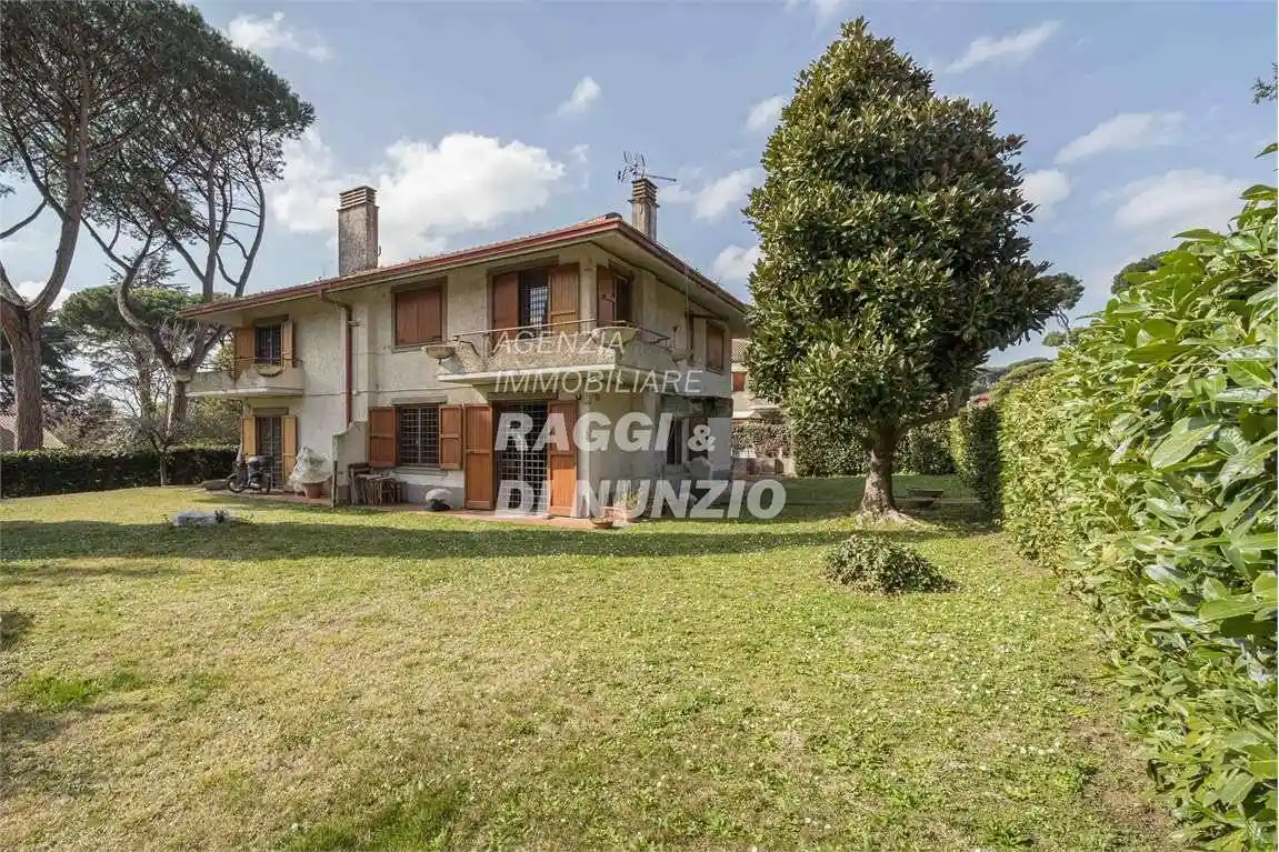 Villa in vendita a Grottaferrata