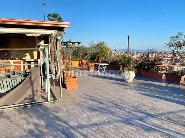 Attico - Mansarda in vendita a Napoli